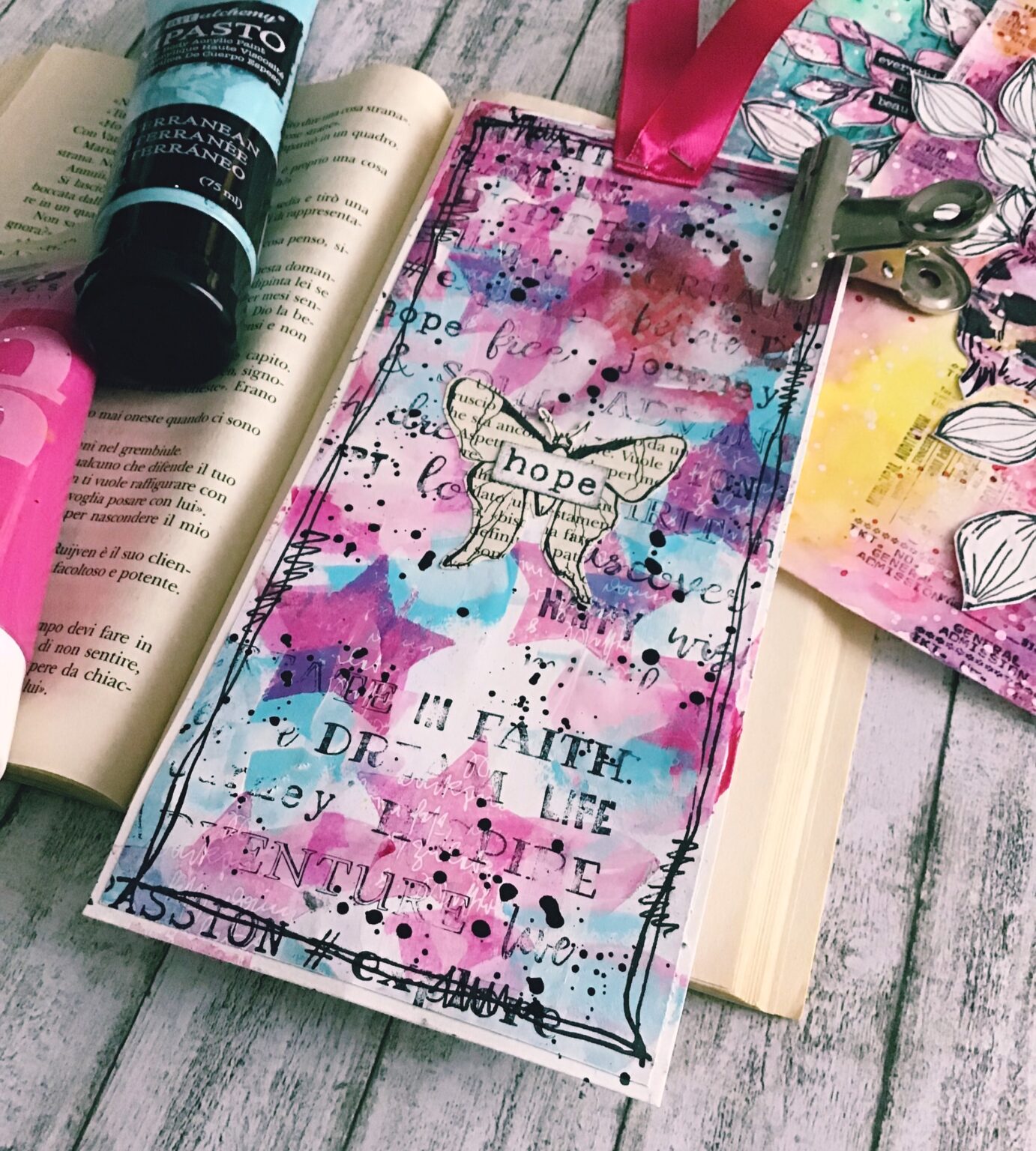 Easy Mixed Media Tag with Inky Friends – Rubber Dance Art Stamps Blog